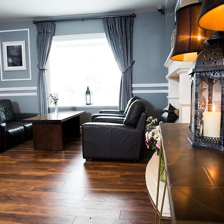 The Gateway Hotel Swinford Exteriér fotografie